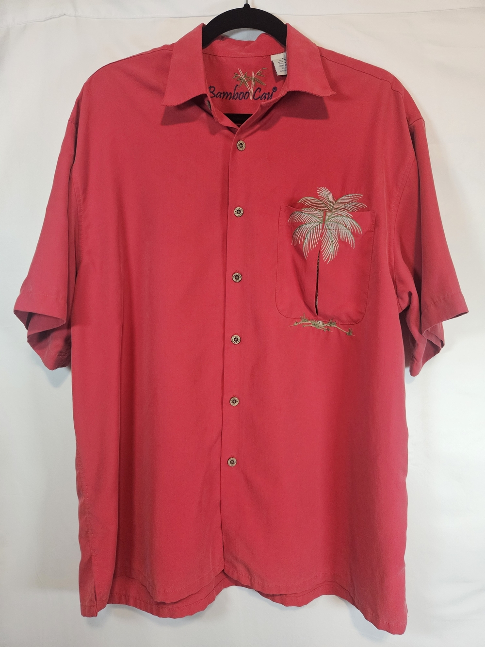 BAMBOO Men's Coral-Red Short Sleeve Button-Down Shirt with Palm Embroidery